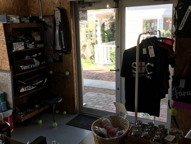 FB7CCAE9-FCEE-4FD8-9FD2-70C33C8D6218